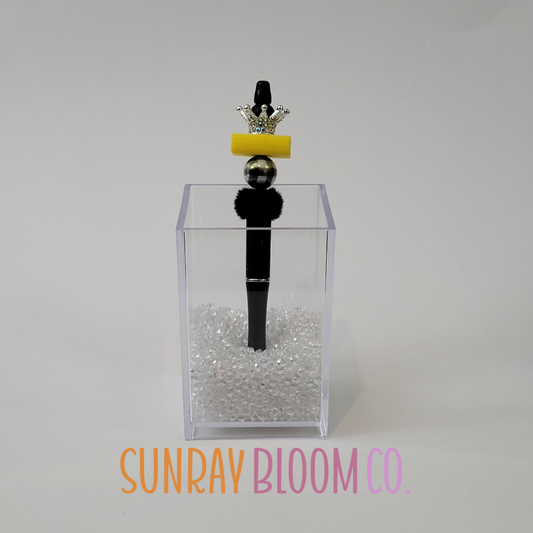 Queen of Books Yellow Book Pen