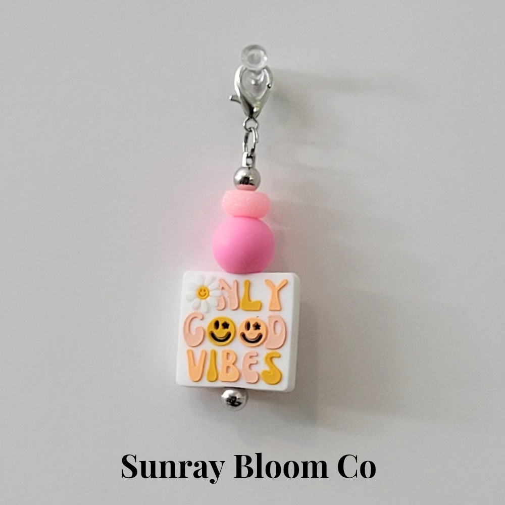 Good Vibes Only Beaded Bar Clip