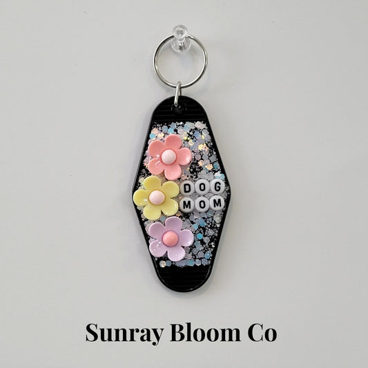 Floral Dog Mom Creative Keychain