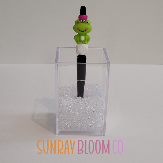 Sitting Happy Frog Pen